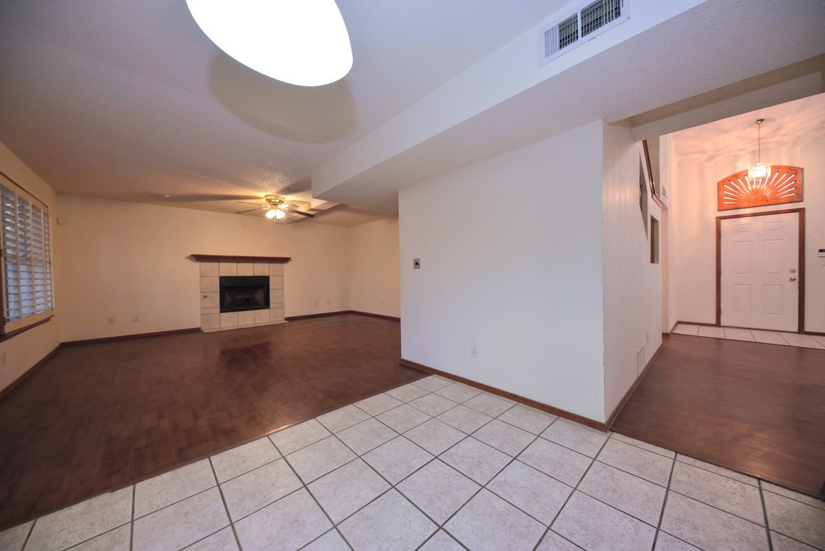Building Photo - 12484 Tierra Espada Dr