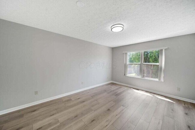 Building Photo - 1536 Aniko Ave