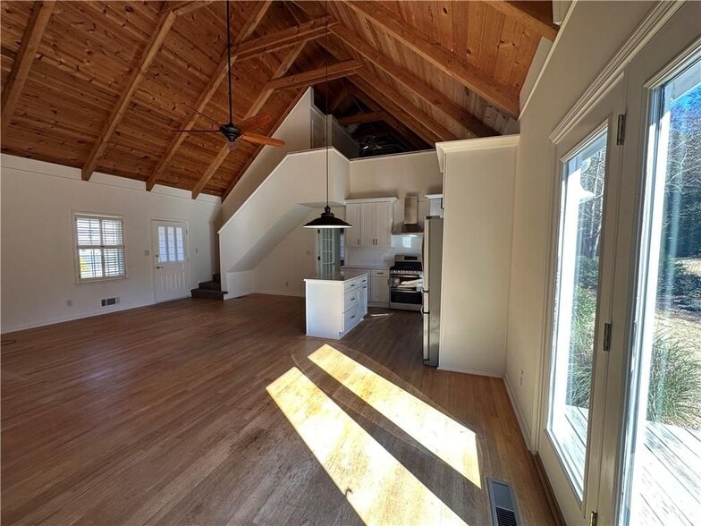 Building Photo - 3195 S Puckett Rd