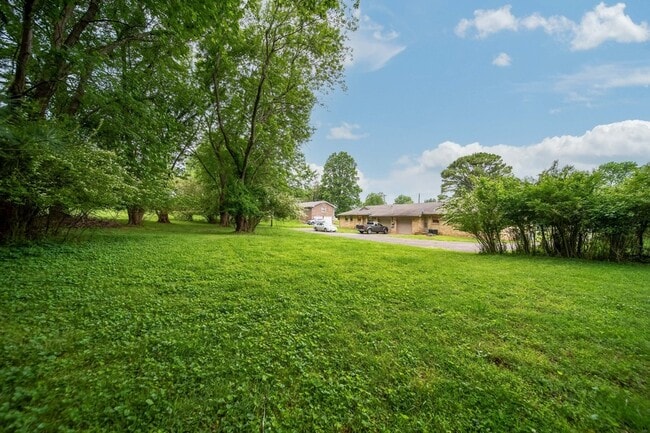 Building Photo - 119 Lake Terrace Dr
