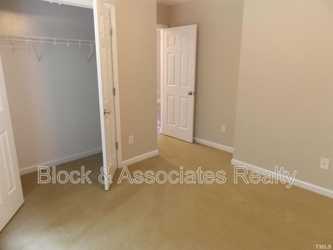 Building Photo - 2506 Patton Ln