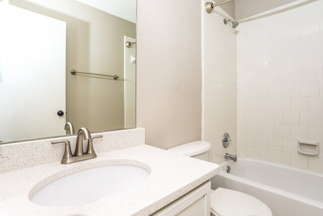 Building Photo - 1901 Purdue Dr