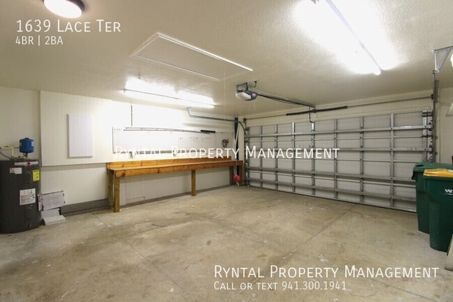 Building Photo - 1639 Lace Terrace