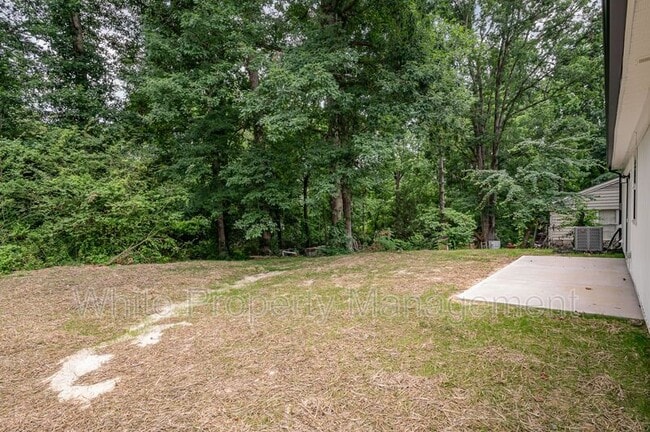 Building Photo - 412 Hampton St