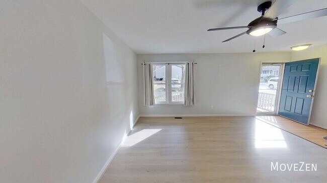 Building Photo - 117 Candace Pl