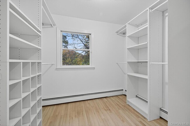 Building Photo - 43 Edcris Ln