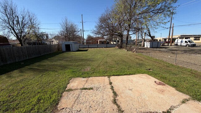 Building Photo - Charming 2bed home in Midwest City!
