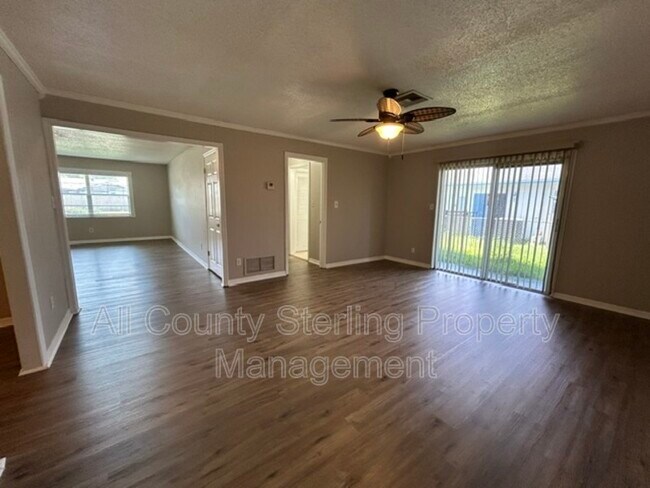 Building Photo - 108 Dellwood Dr