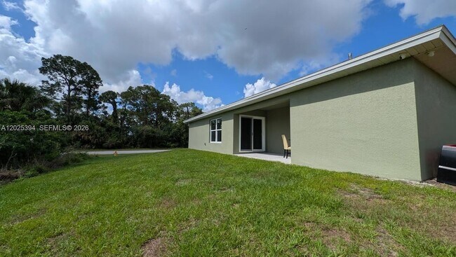 Building Photo - 9001 Penny Cir