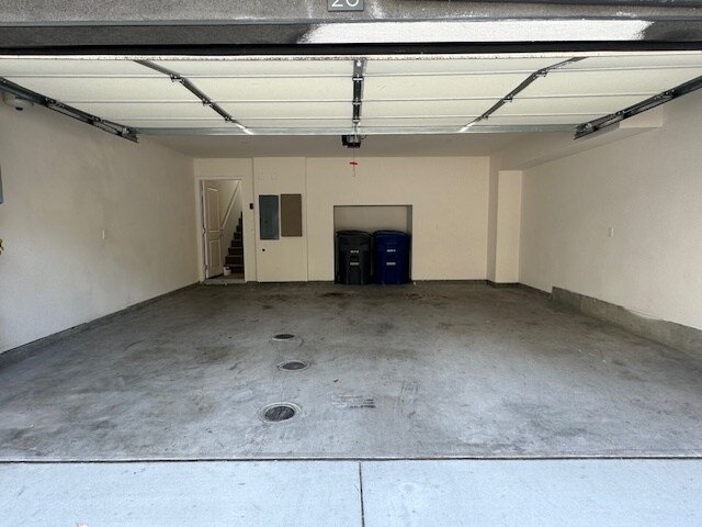 Building Photo - 10462 Harlow Cir