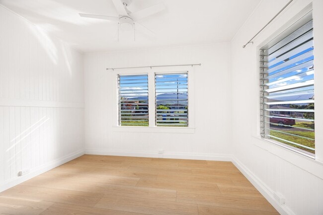 Building Photo - Newly Renovated Waialua Home on 1 Acre w/ Mountain Views – Pets Welcome