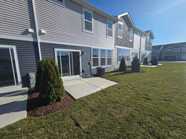 Building Photo - 12133 Kelsey Dr