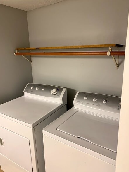 Building Photo - 1600 Rucker Blvd