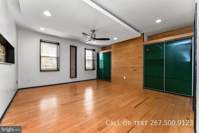 Building Photo - 907 N 5th St