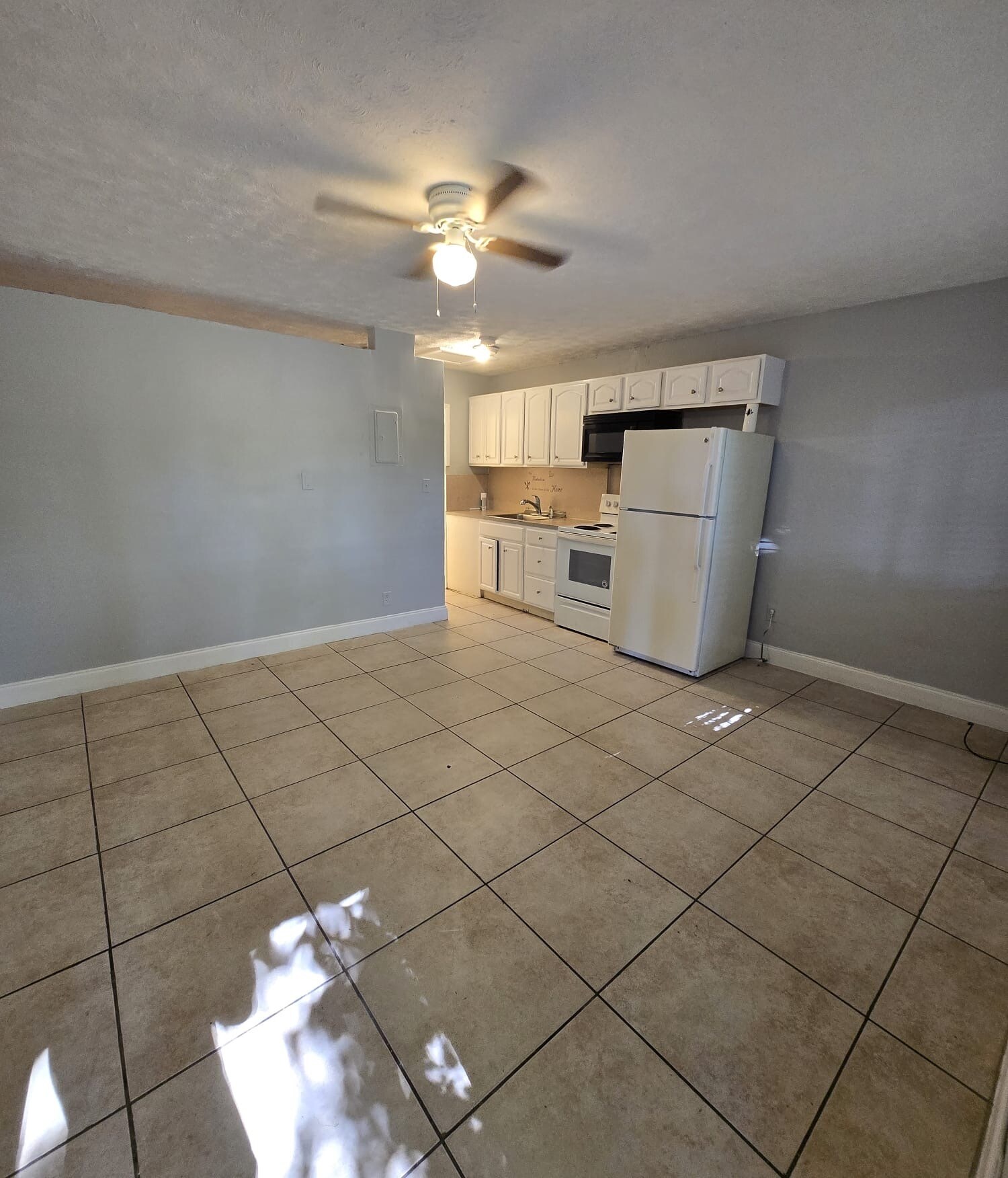 Building Photo - 3971 SW 12th Pl