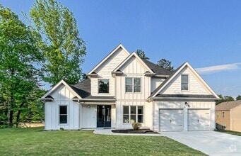 Building Photo - Newer Construction Farmhouse Style Home!