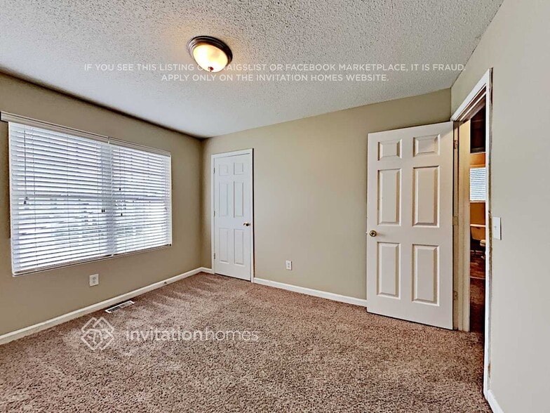 Building Photo - 5890 Graywood Cir SE