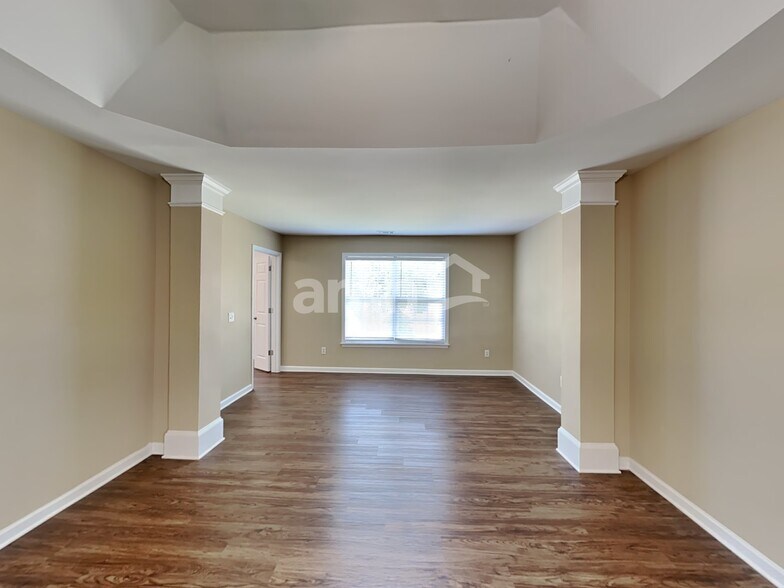 Building Photo - 51 Horseshoe Ct