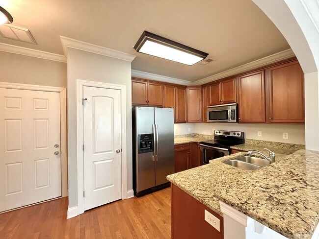 Building Photo - 5930 Obrien Ave