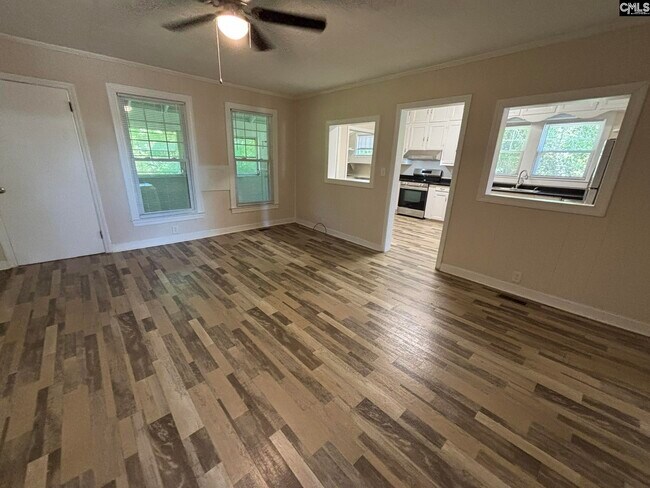 Building Photo - 161 Columbia Ave