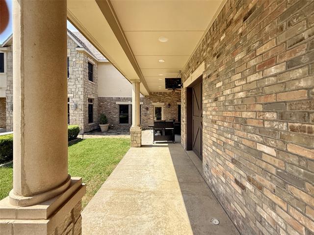 Building Photo - 1026 FM131