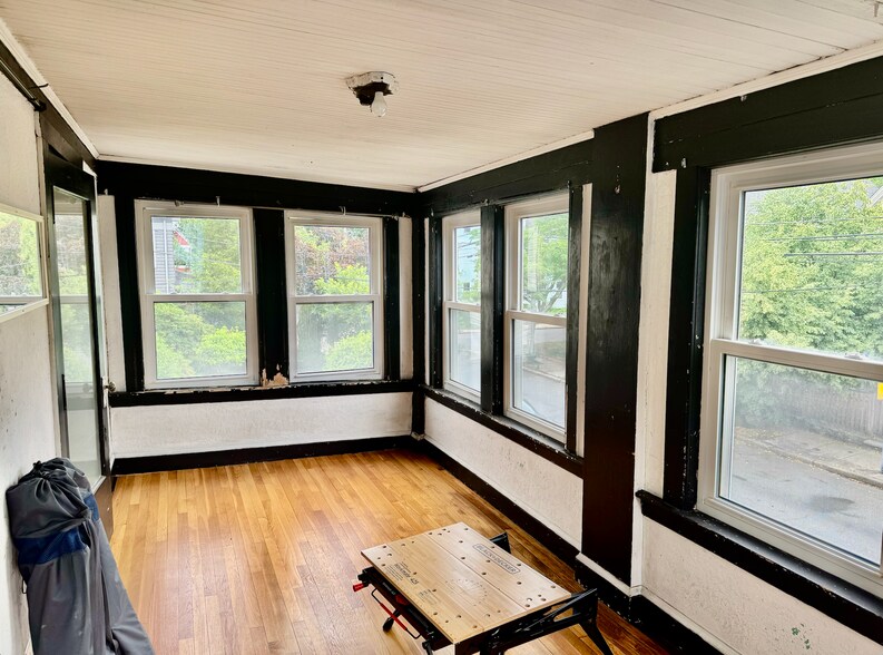 Building Photo - 109 Orchard St