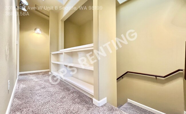 Building Photo - 3012 21st Ave W