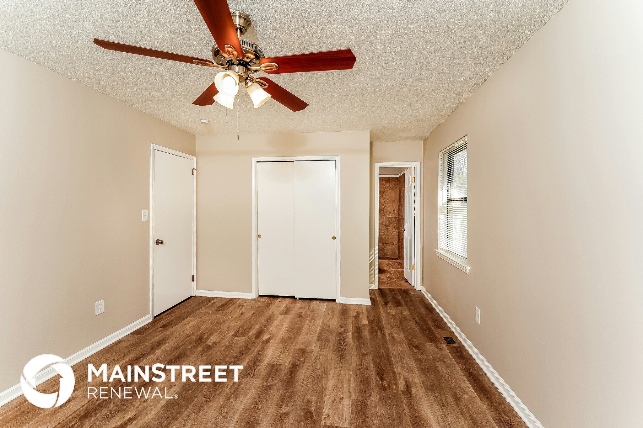 Building Photo - 5837 Willow Ridge Rd