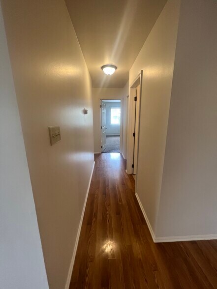 Building Photo - 4974 W 82nd Ct