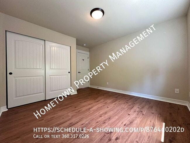Building Photo - 7301 Ashdown Ln SE