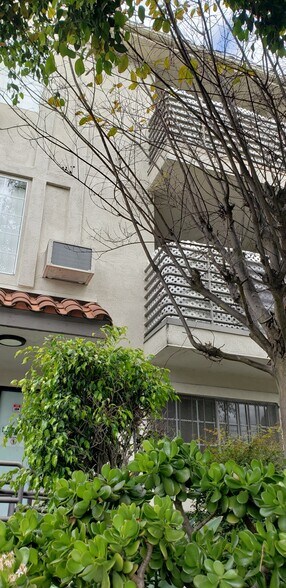 Building Photo - 2965 San Marino St