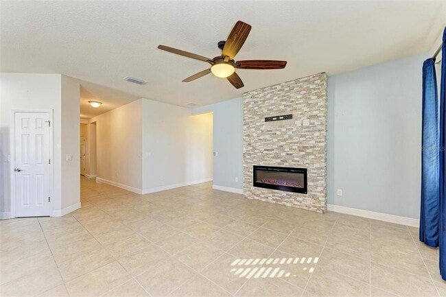 Building Photo - 7923 111th Terrace E