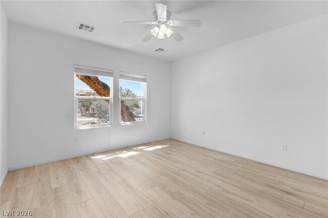 Building Photo - 2250 Sandstone Cliffs Dr