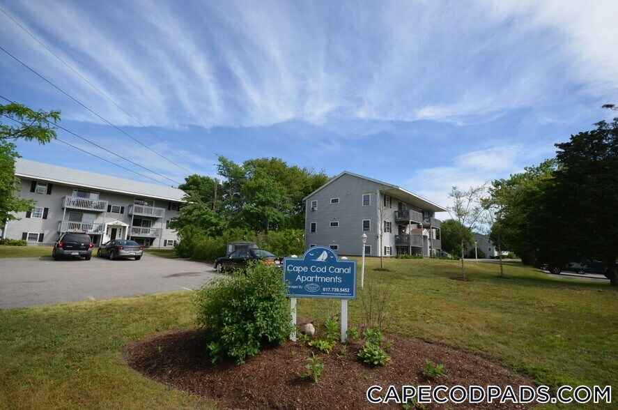 Building Photo - 21 Thomas Ave