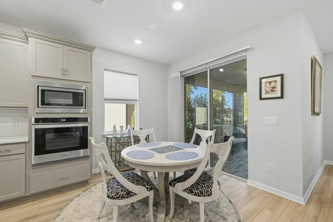 Building Photo - 5584 SW 85th Ave Rd