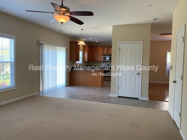 Building Photo - 112 Cobblebrook Ct