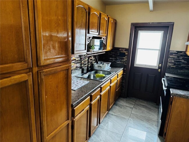 Building Photo - 1709 Warrington Wy