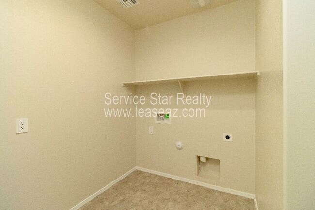 Building Photo - 24875 N 183rd Dr