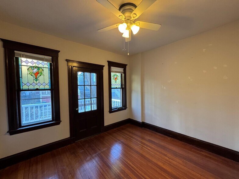 Building Photo - 62 Liberty Ave