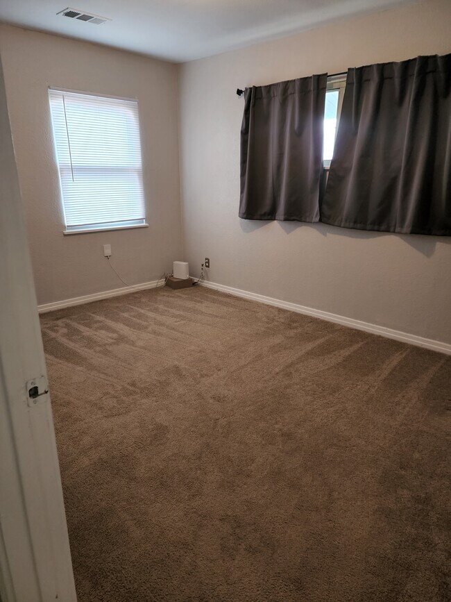 Bedroom 1 - 504 SW 45th Ave