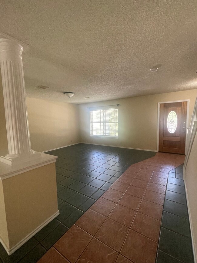 Building Photo - 7838 Caston Park Dr