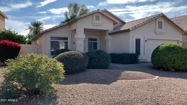Primary Photo - 13757 W Vernon Ave