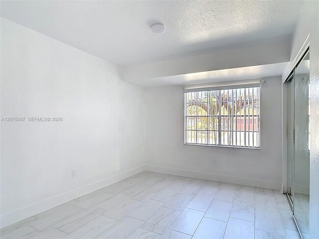 Building Photo - 4487 Pocatella Ave