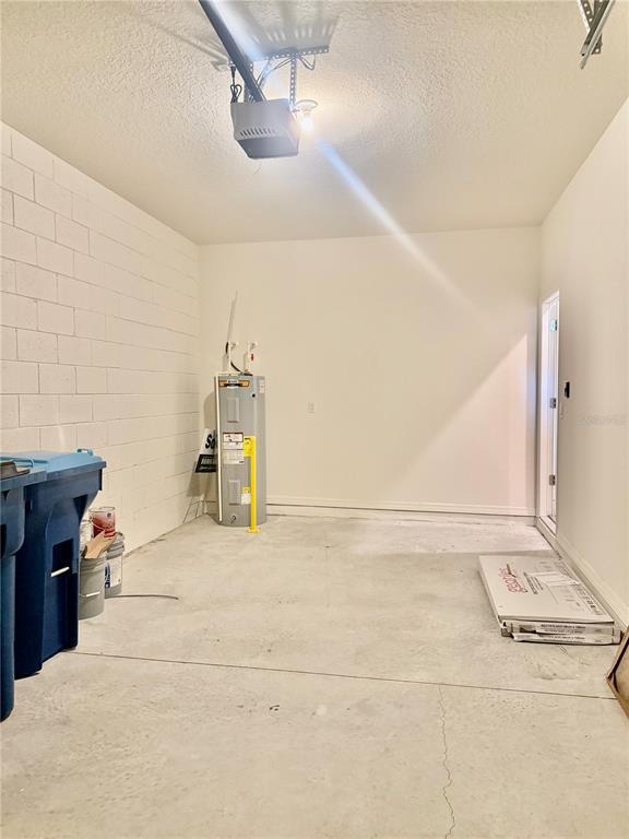 Building Photo - 1635 Thicket Ave