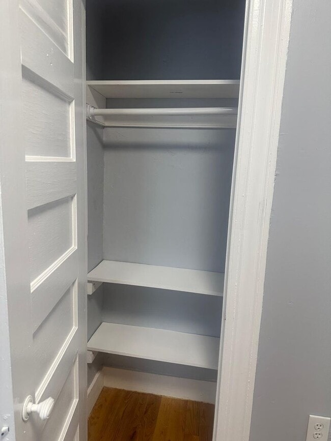 Building Photo - 159 Grafton St