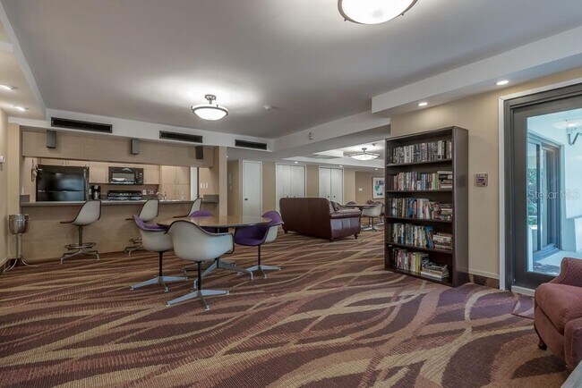 Building Photo - 4141 Bayshore Blvd