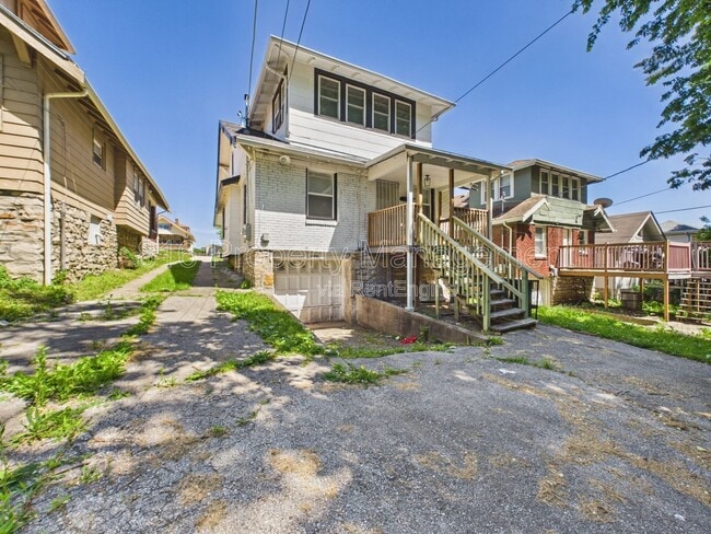 Building Photo - 4140 College Ave