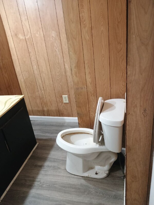 Building Photo - 1801 S Business 45