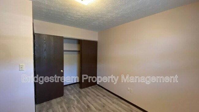Building Photo - 51 Candlewood Ct