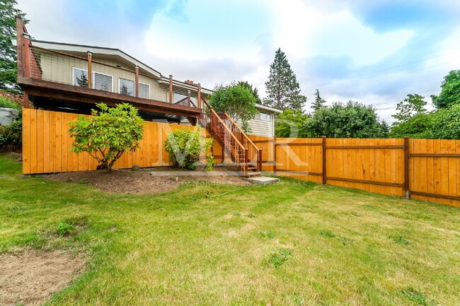 Building Photo - 18007 113th Ave SE